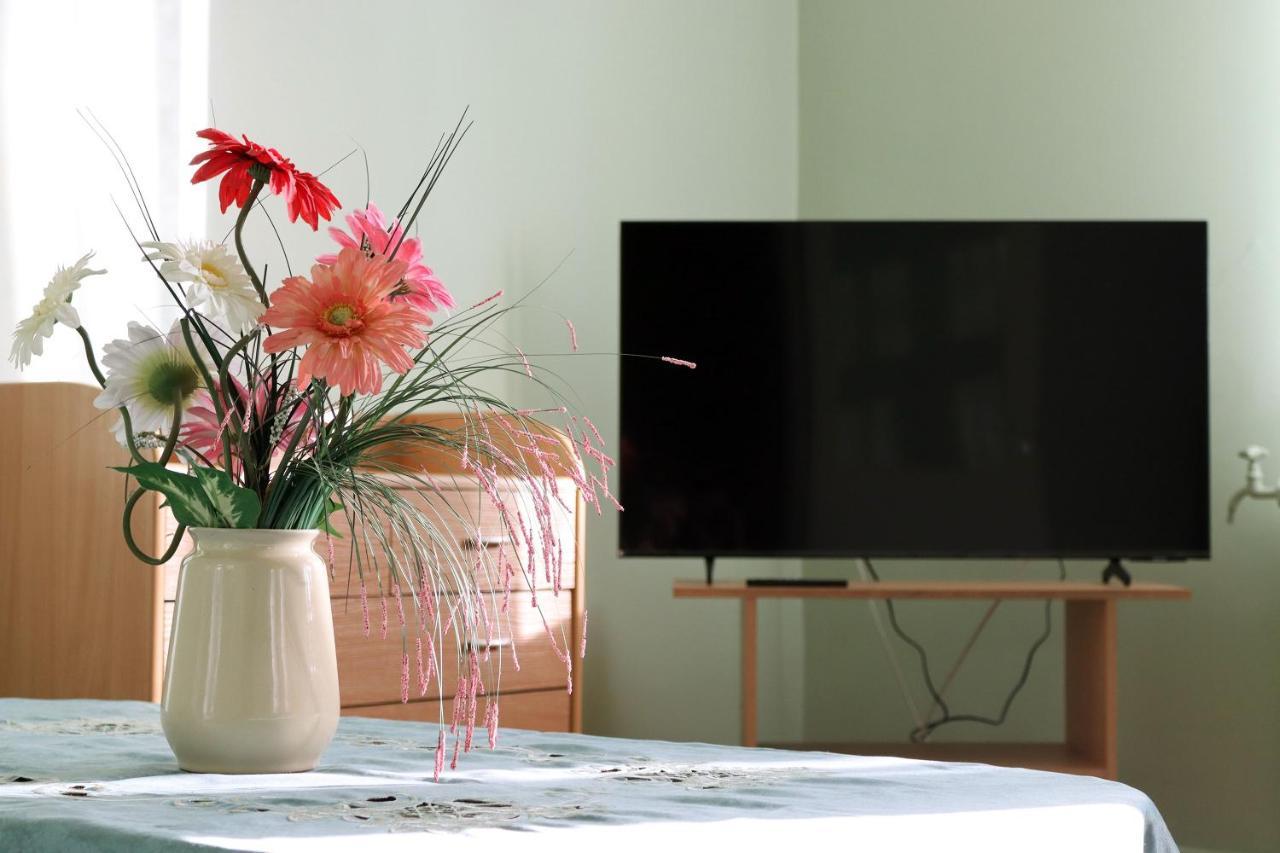 Hostel Louna Пярну Экстерьер фото
